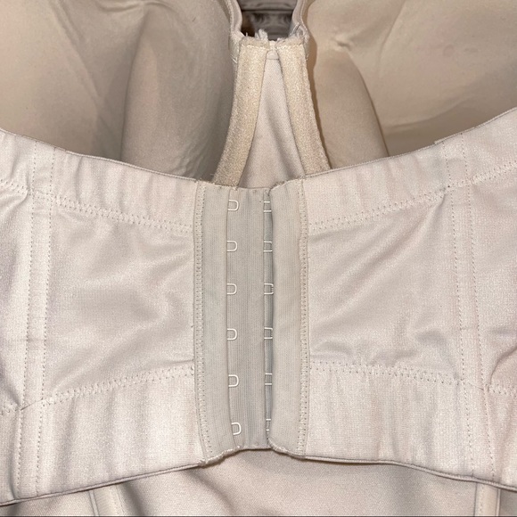 Cacique | 44DD | Women’s | Shape-wear - Picture 11 of 16